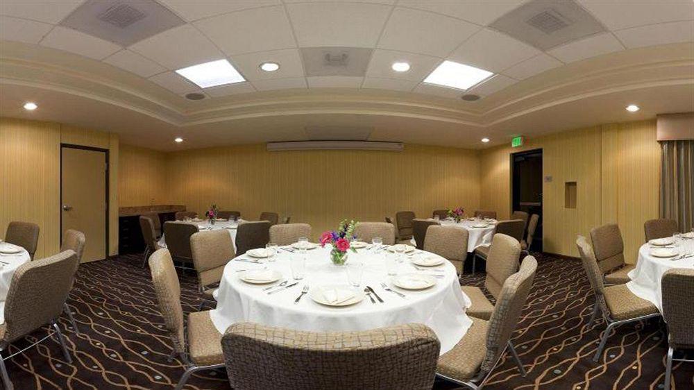 Holiday Inn Express & Suites Salinas By Ihg Eksteriør bilde