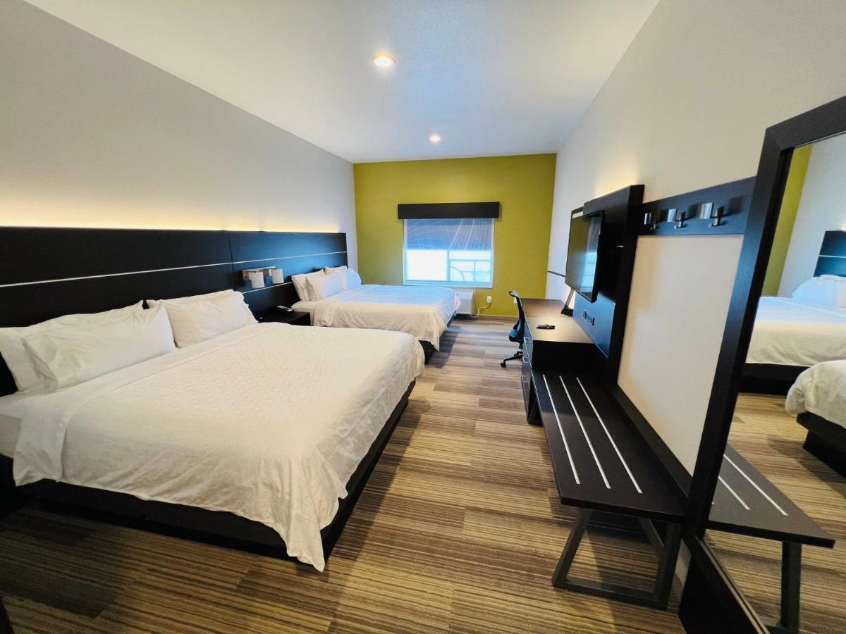 Holiday Inn Express & Suites Salinas By Ihg Eksteriør bilde